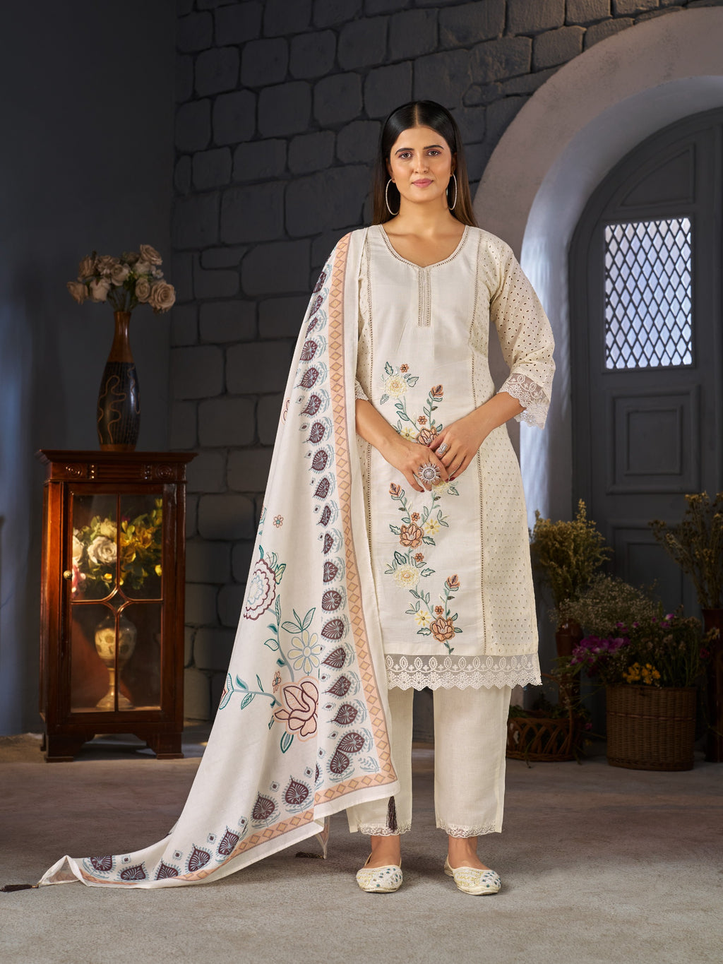 DESIGNER COTTON KURTI PANT DUPATTA SET BY TEXOFAB