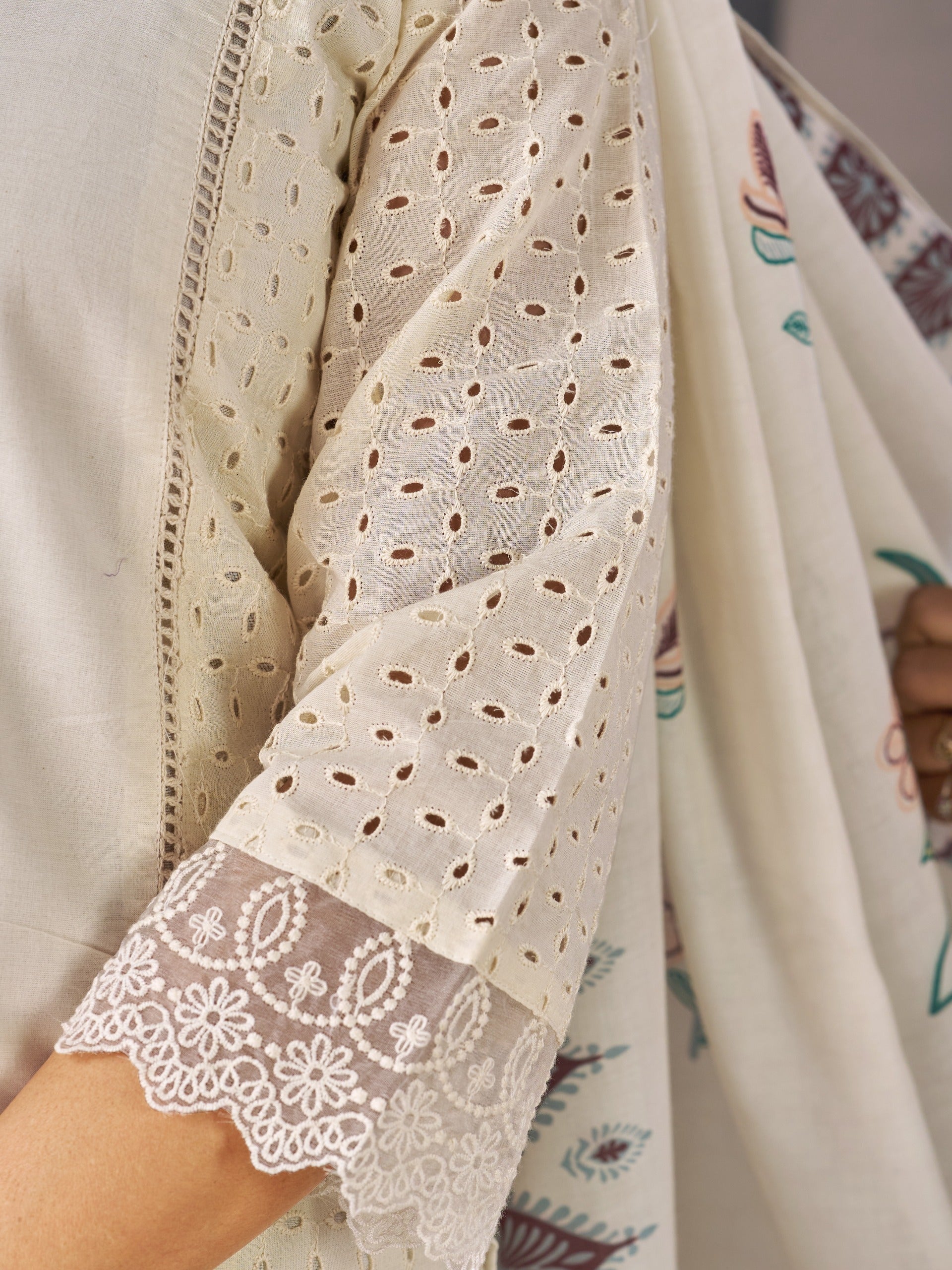 DESIGNER COTTON KURTI PANT DUPATTA SET BY TEXOFAB