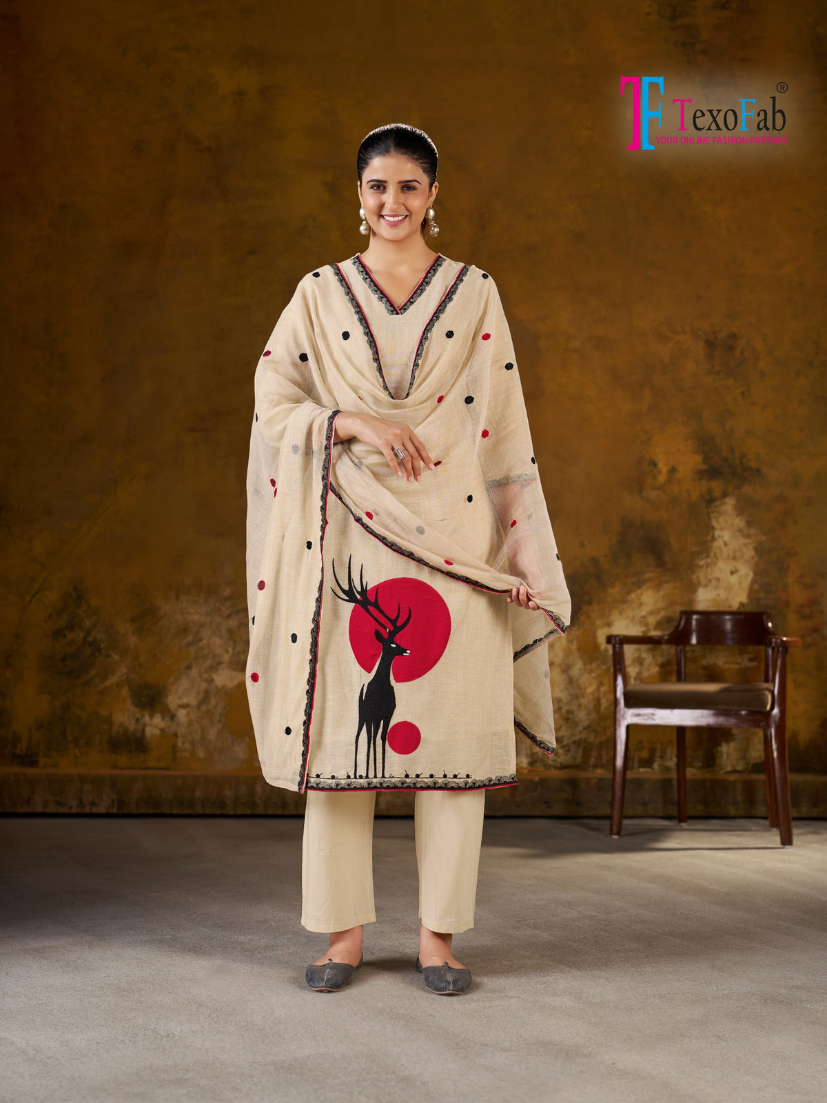 Premium quality Handloom Cotton outfit For This  season 2027 elegant aur comfortable look Designer wear  kurti pant dupatta set by Texofab